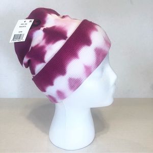 Steve Madden Beanie - NWT, Color Magneta